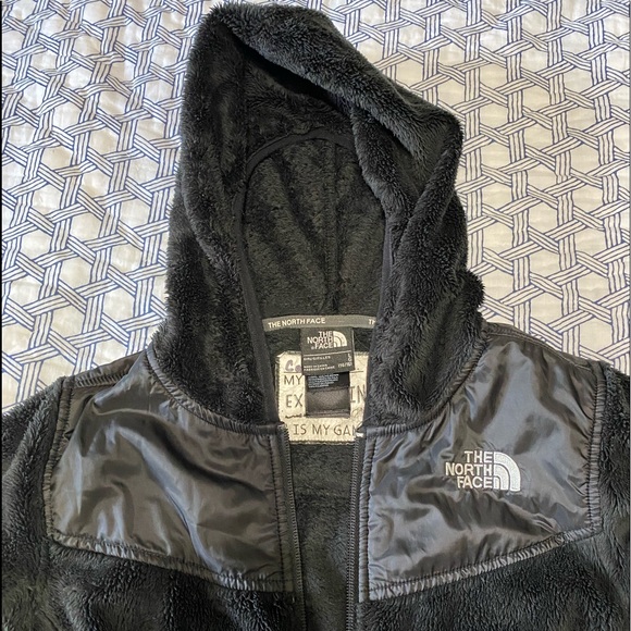 Girls North Face jacket - Picture 2 of 6